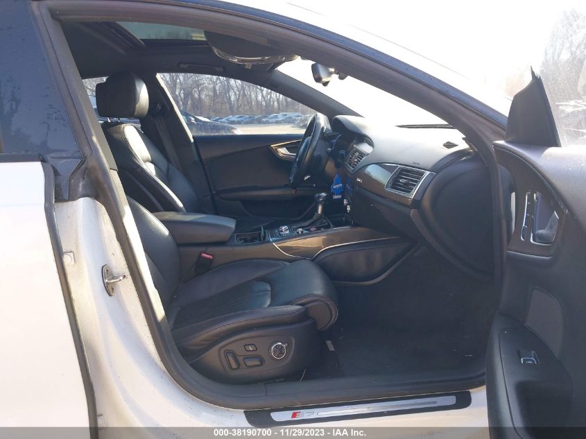 2014 AUDI S7 PRESTIGE - WAUW2AFC4EN074959