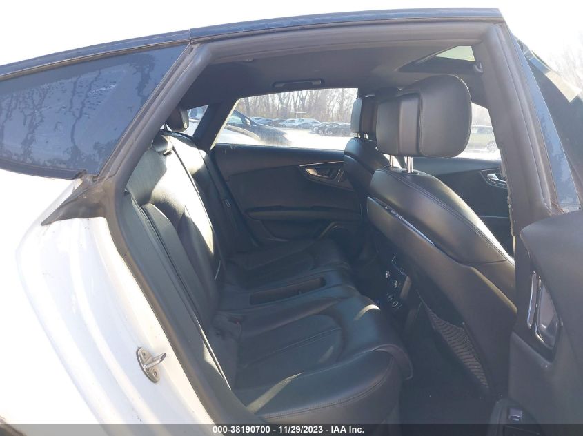 2014 AUDI S7 PRESTIGE - WAUW2AFC4EN074959