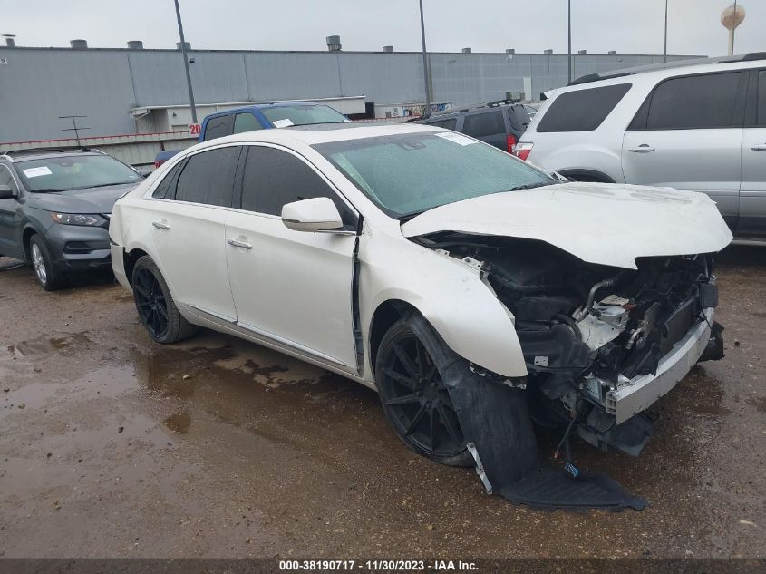 2014 CADILLAC XTS PLATINUM - 2G61S5S35E9256024