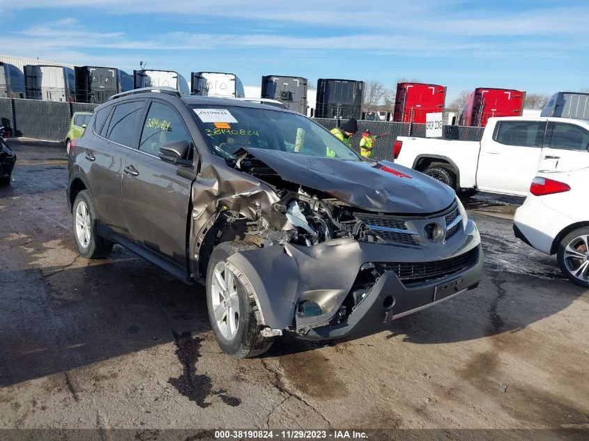 2014 TOYOTA RAV4 XLE - JTMWFREV2ED032224