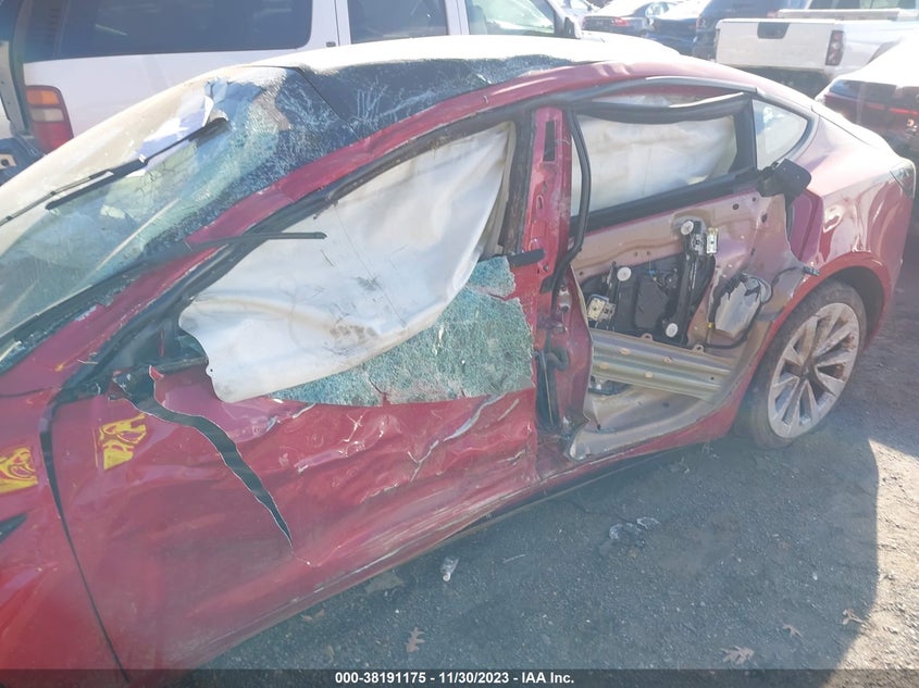 VIN 5YJ3E1EB9MF079819 2021 TESLA MODEL 3