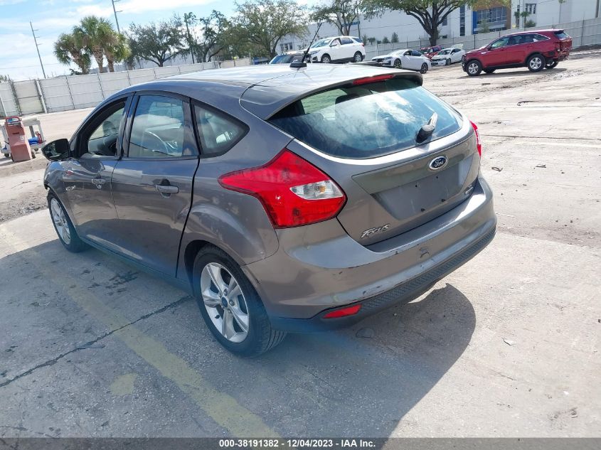 2014 FORD FOCUS SE - 1FADP3K24EL359991