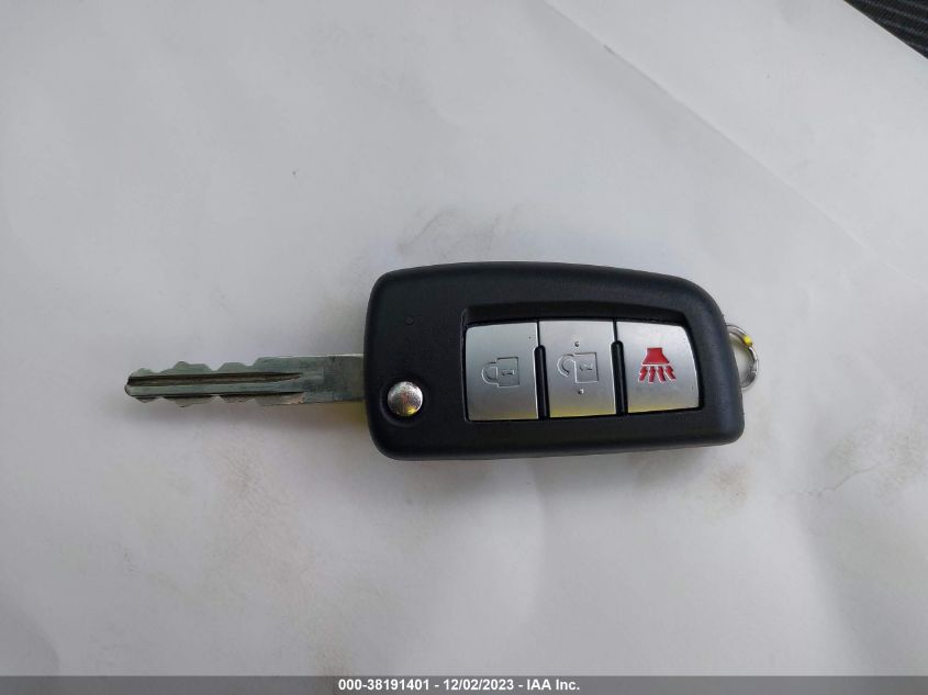 2015 NISSAN ROGUE S - KNMAT2MV4FP590829