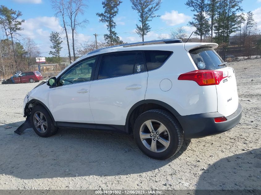 2015 TOYOTA RAV4 XLE - JTMWFREV4FD050922