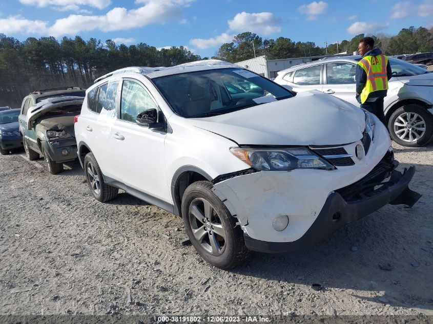 2015 TOYOTA RAV4 XLE - JTMWFREV4FD050922