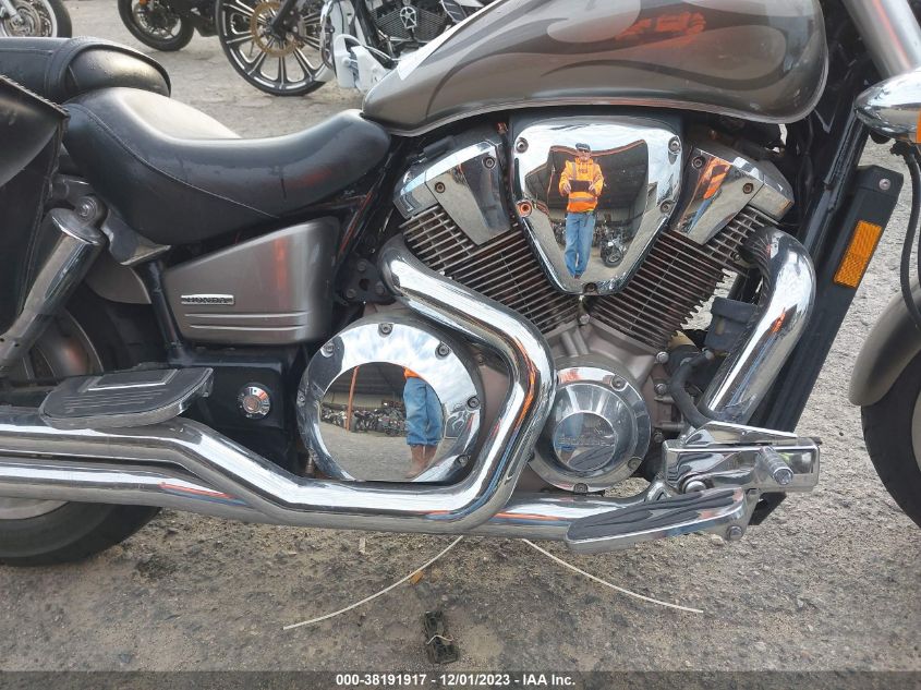 2004 HONDA VTX1800 C 1HFSC46144A200246