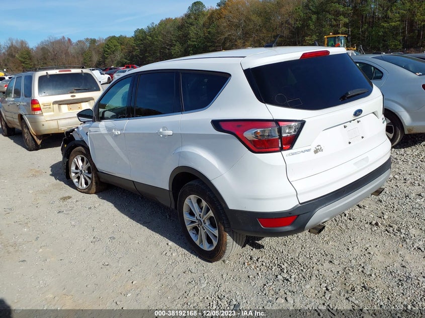 VIN 1FMCU0GD1HUE77238 2017 FORD ESCAPE SE