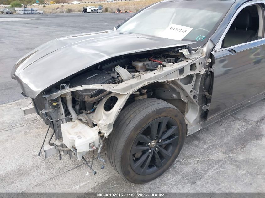 2013 LEXUS LS 460 JTHBL5EF3D5114852