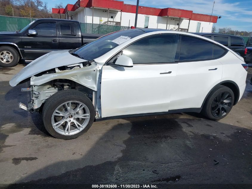 2021 TESLA MODEL Y LONG RANGE - 5YJYGDEE4MF209145