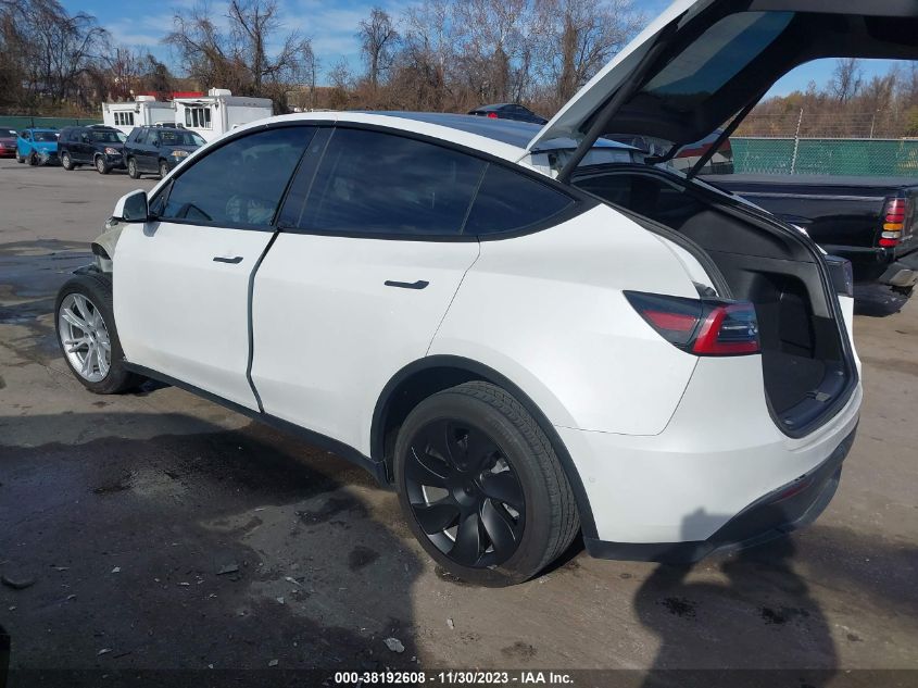 2021 TESLA MODEL Y LONG RANGE - 5YJYGDEE4MF209145