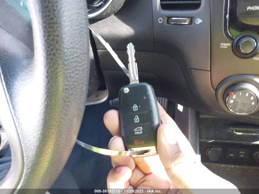 2017 KIA FORTE LX/S - 3KPFL4A73HE101718