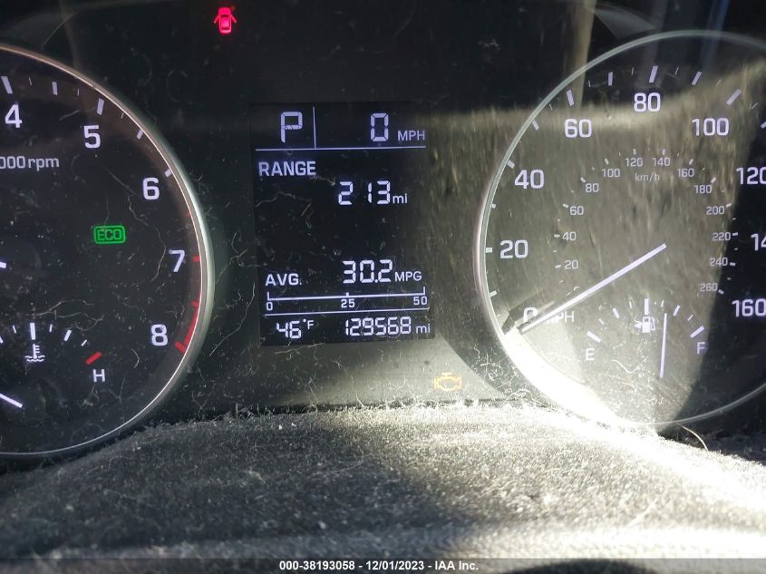 2017 HYUNDAI ELANTRA SE - KMHD74LF5HU087334