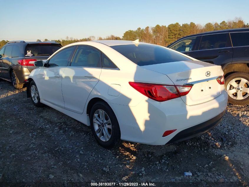 2014 HYUNDAI SONATA GLS - 5NPEB4AC0EH819911