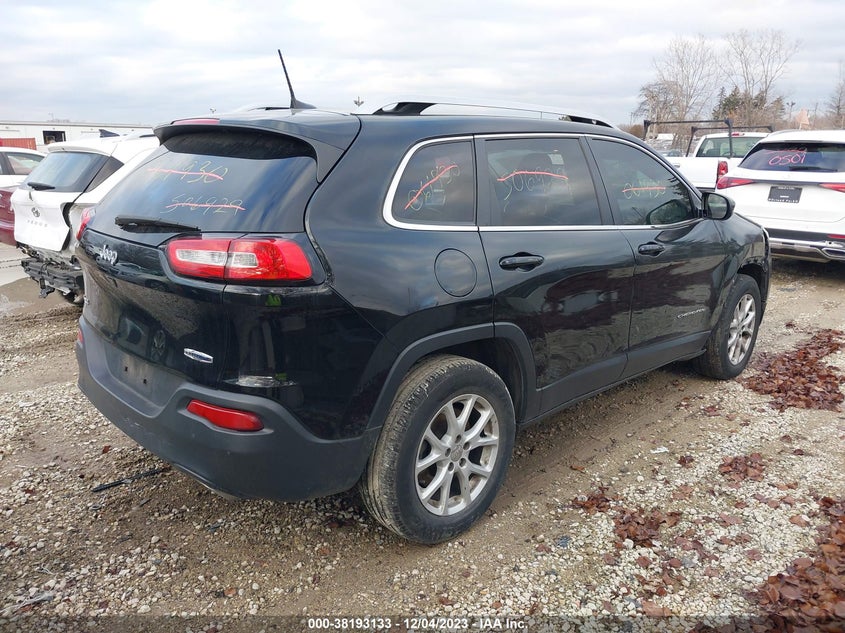 VIN 1C4PJMLXXJD517604 2018 JEEP CHEROKEE LATITUDE PLUS