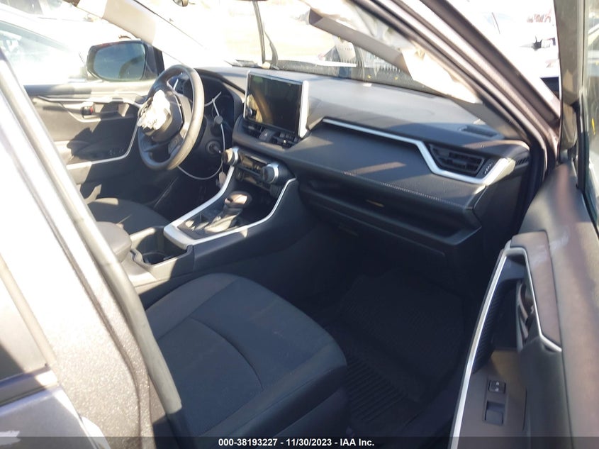 VIN 2T3H1RFV5PC217722 2023 TOYOTA RAV4 LE