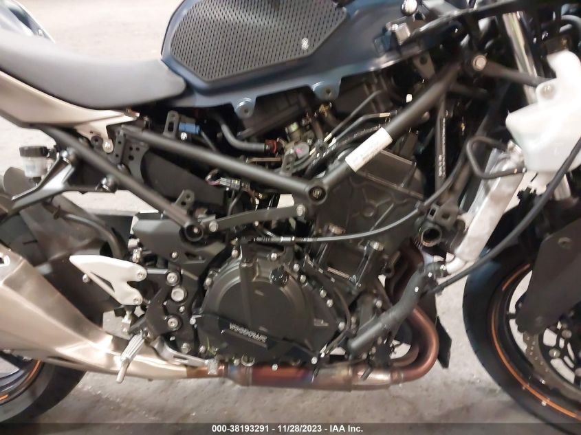 VIN JKAEXKG10PDAS0132 2023 KAWASAKI EX400