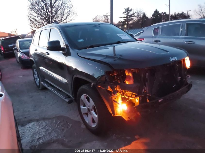 Lot #2541532662 2011 JEEP GRAND CHEROKEE LAREDO salvage car