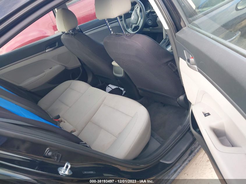 2018 HYUNDAI ELANTRA SE - 5NPD74LF6JH360561