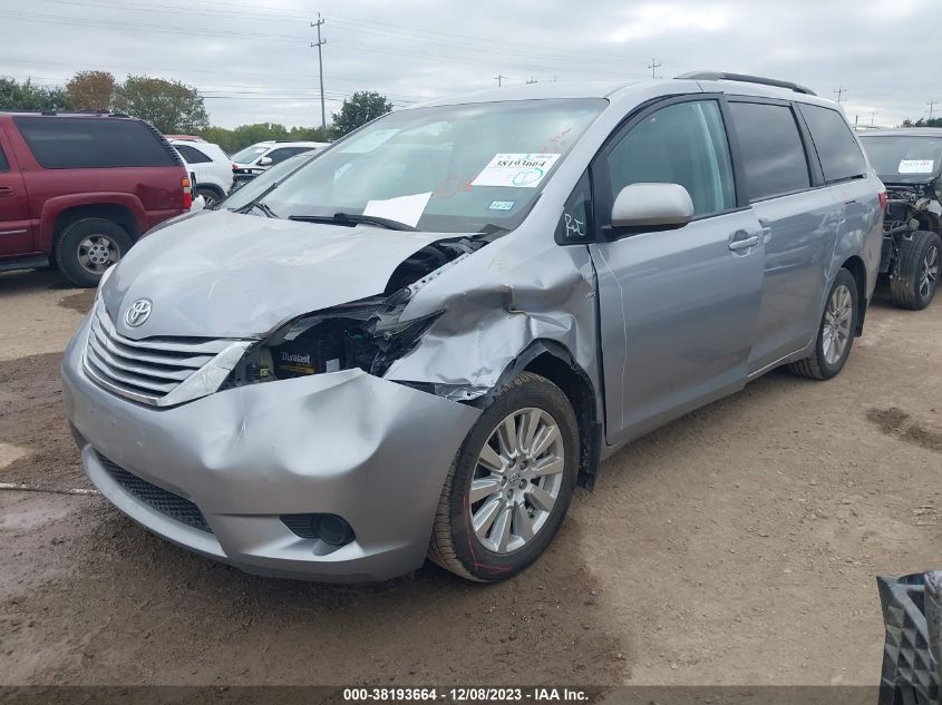 5TDJZ3DC4HS153148 2017 TOYOTA SIENNA, photo no. 2