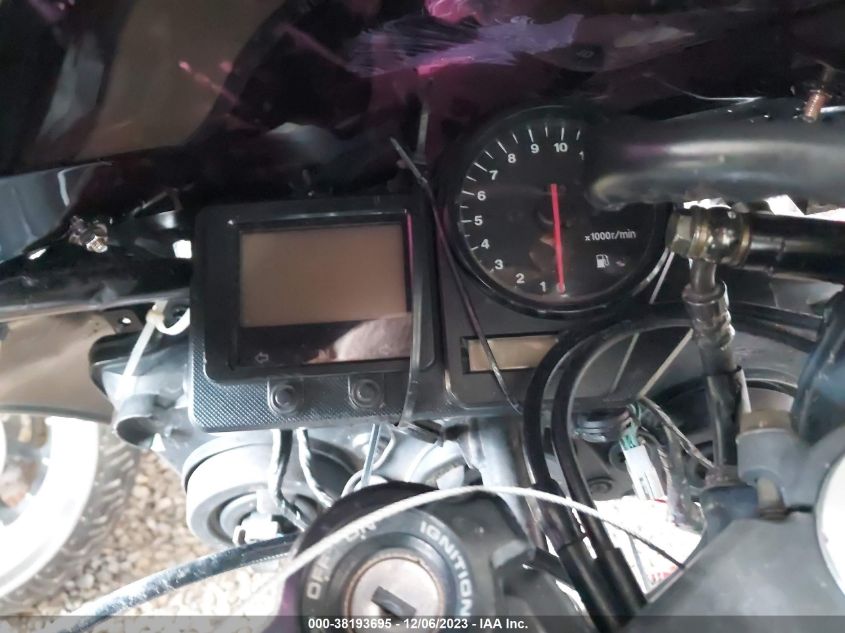 2000 HONDA CBR900 RR - JH2SC4402YM000479