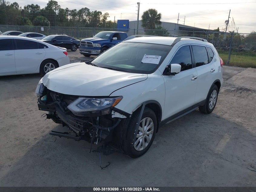 VIN KNMAT2MT8JP581400 2018 NISSAN ROGUE S