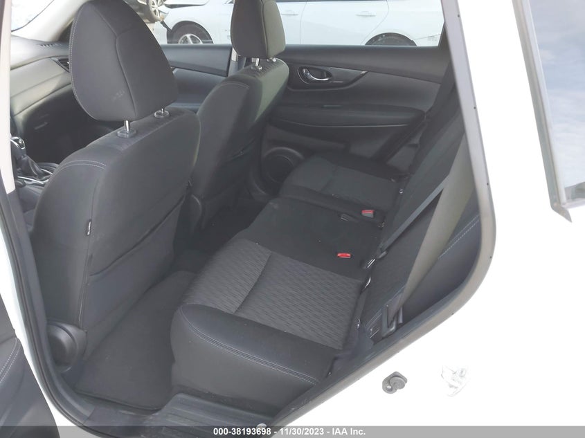 VIN KNMAT2MT8JP581400 2018 NISSAN ROGUE S