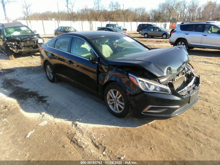 2017 HYUNDAI SONATA SE - 5NPE24AF0HH590595