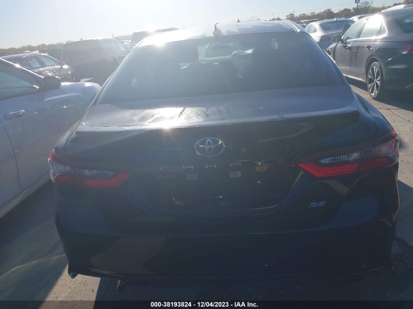 2021 TOYOTA CAMRY SE/SE NIGHT SHADE - 4T1G11AKXMU608491