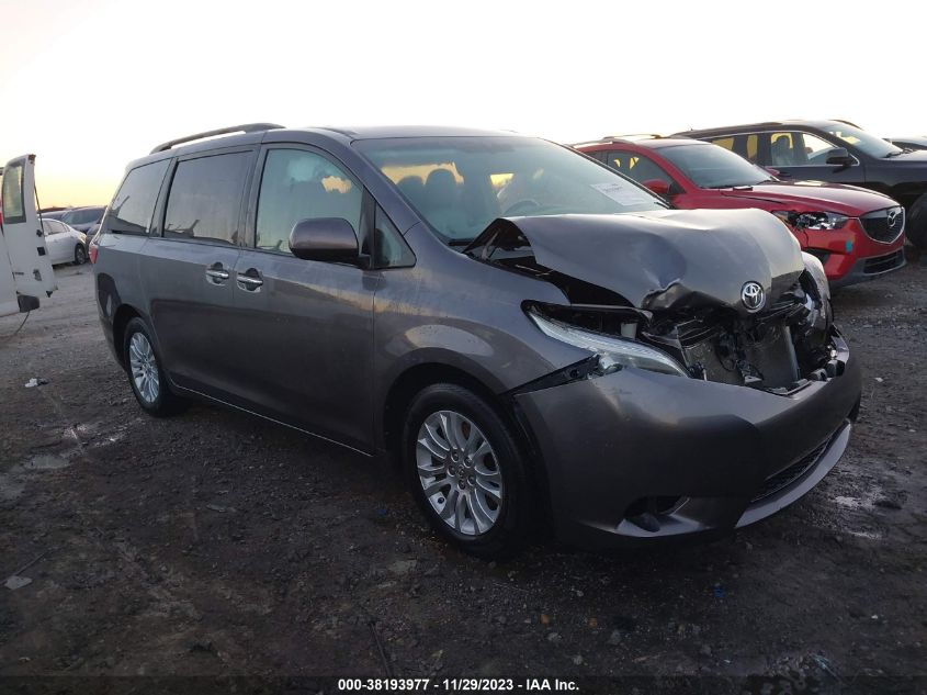 5TDYK3DC7FS622703 2015 TOYOTA SIENNA - Image 1