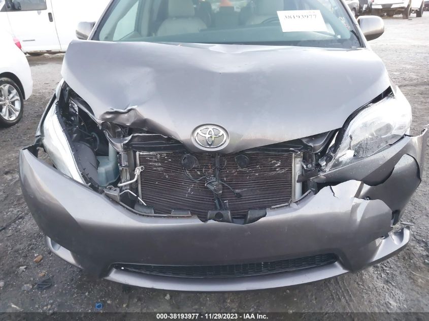 5TDYK3DC7FS622703 2015 TOYOTA SIENNA, photo no. 6