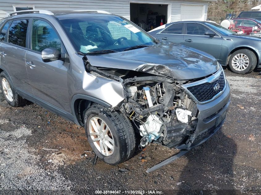 2015 KIA SORENTO LX - 5XYKT3A62FG602583