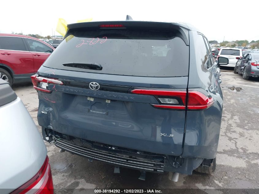2024 TOYOTA GRAND HIGHLANDER XLE - 5TDAAAB51RS002639