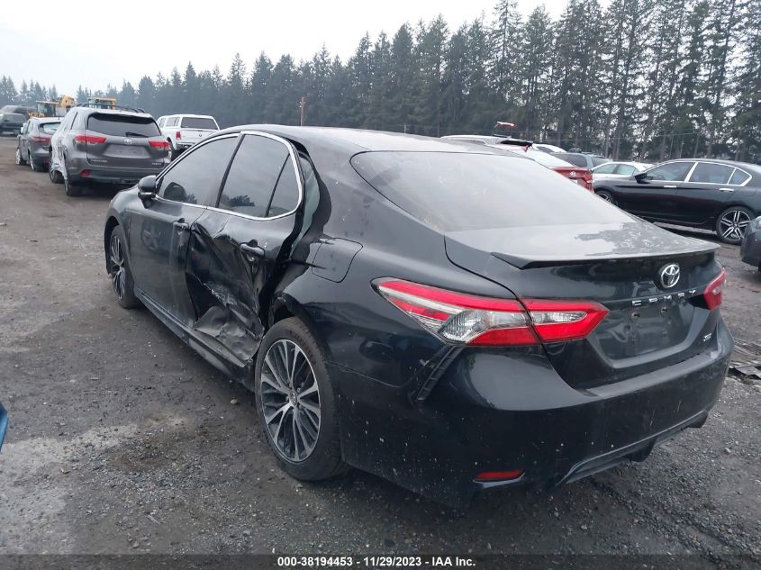 2018 TOYOTA CAMRY LE/SE/XLE/L - JTNB11HK1J3049527