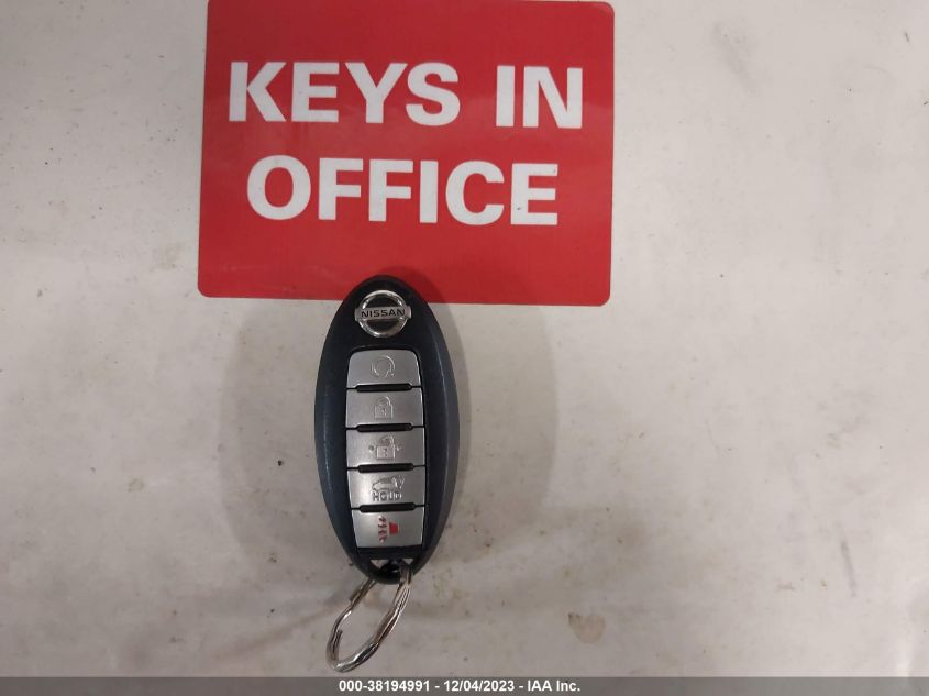 2018 NISSAN ROGUE S/SV - KNMAT2MV2JP601626