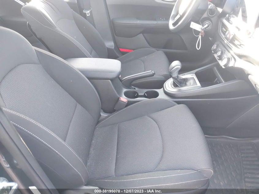 VIN 3KPF24AD9LE238065 2020 KIA FORTE FE/LXS