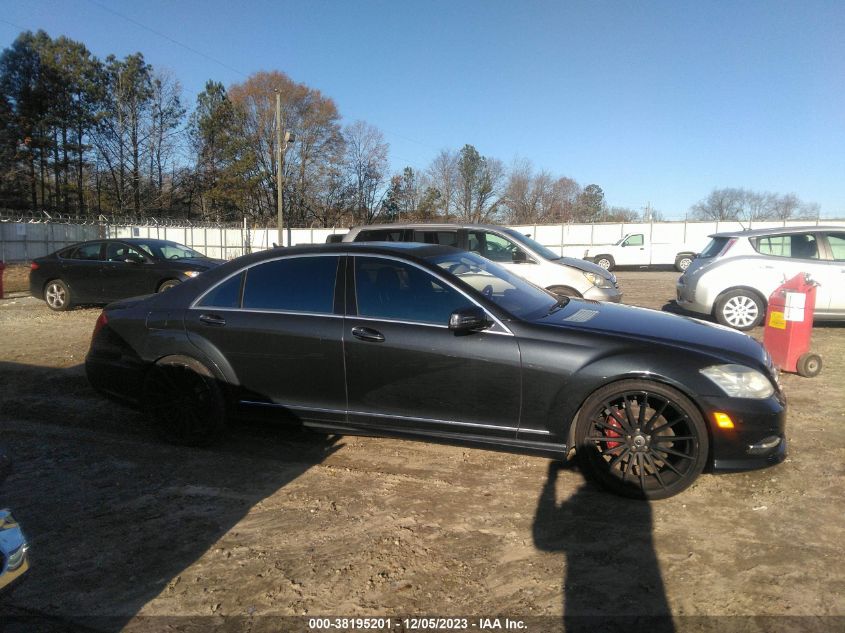 2013 MERCEDES-BENZ S 550 4MATIC - WDDNG9EB8DA515849