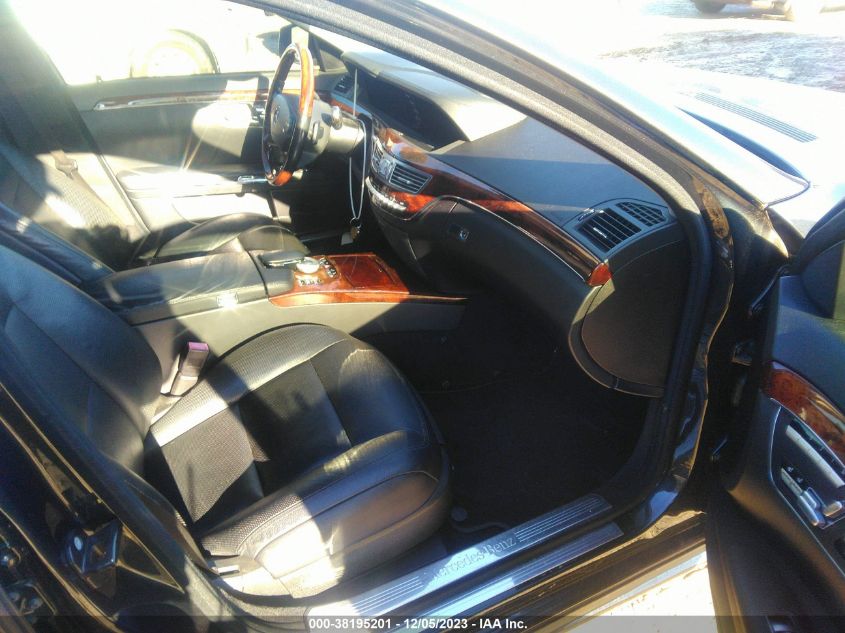 2013 MERCEDES-BENZ S 550 4MATIC - WDDNG9EB8DA515849