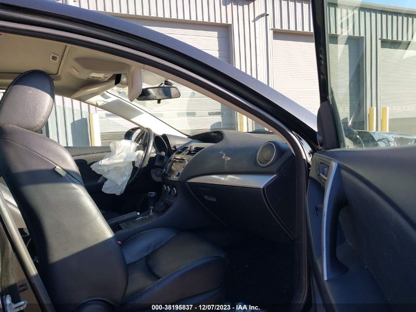 2013 MAZDA MAZDA3 I GRAND TOURING - JM1BL1W73D1770235