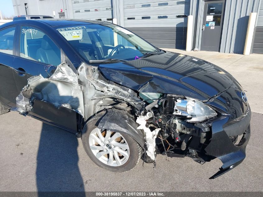 2013 MAZDA MAZDA3 I GRAND TOURING - JM1BL1W73D1770235