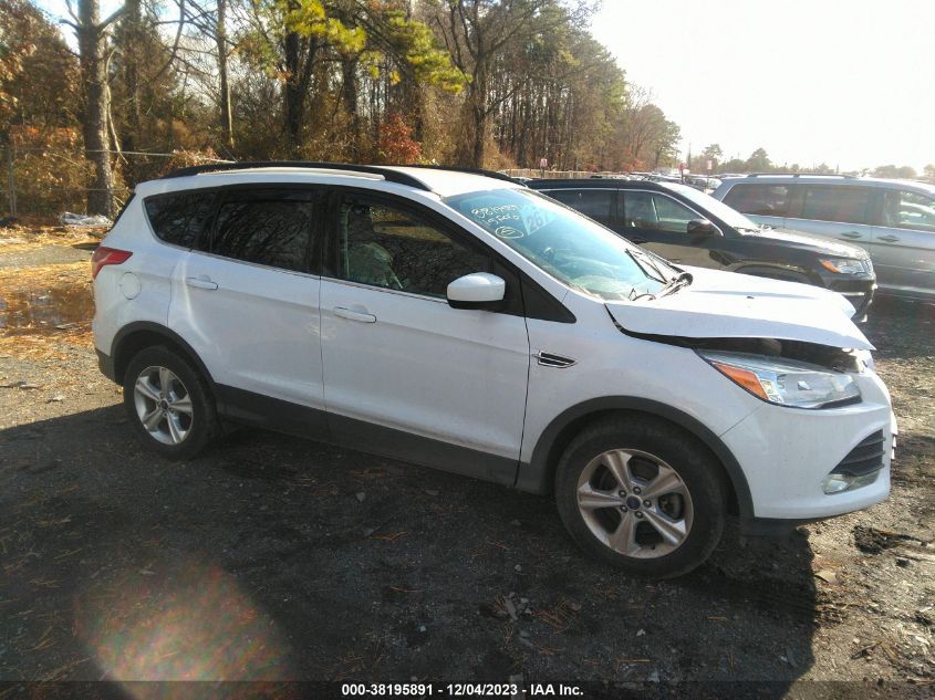 2015 FORD ESCAPE SE - 1FMCU9G93FUB22861