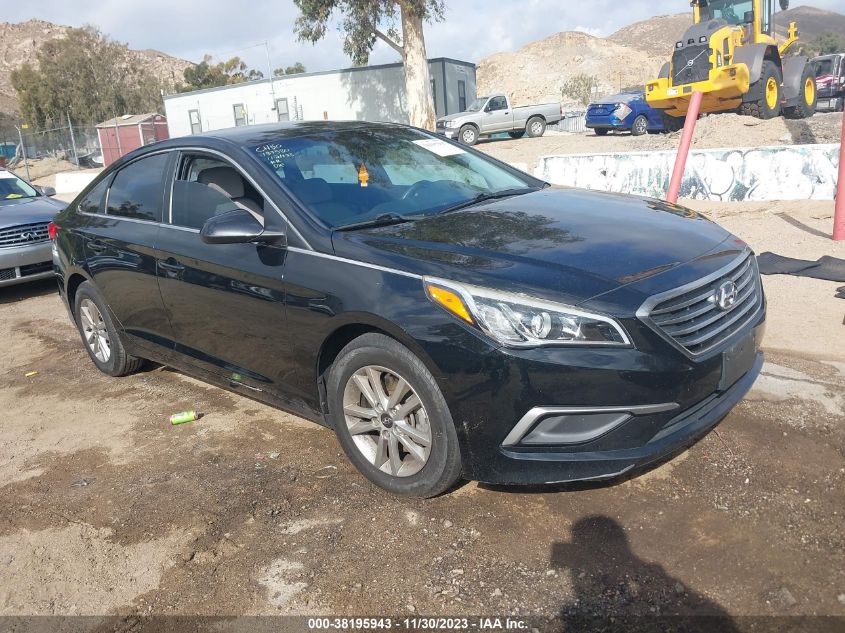 2017 HYUNDAI SONATA SE - 5NPE24AFXHH487622