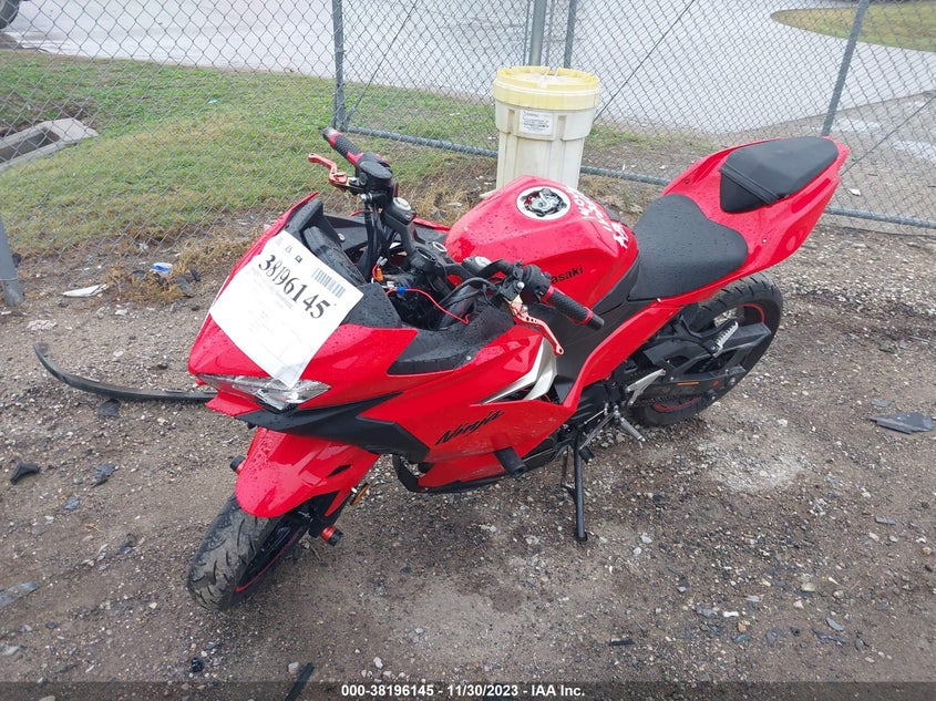 VIN JKAEXKH11MDAB4877 2021 KAWASAKI EX400