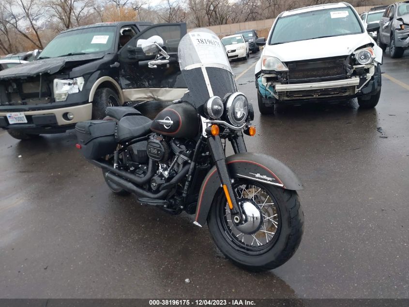 1HD1YBK10JC069347 HARLEY-DAVIDSON FLHCS HERITAGE CLASSIC 114 2018