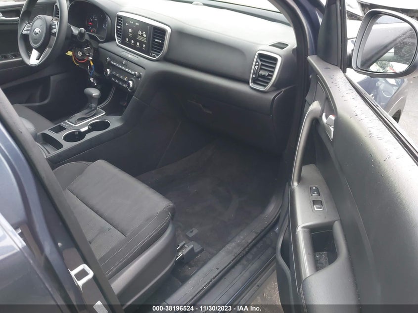 VIN KNDPMCAC8L7728447 2020 KIA SPORTAGE LX