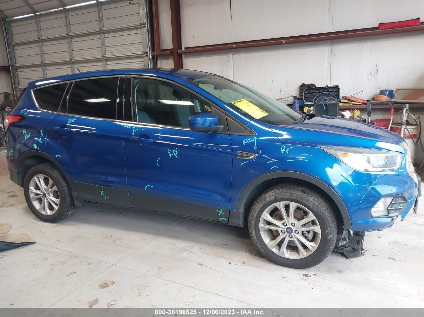 2017 FORD ESCAPE SE - 1FMCU9GDXHUE13266