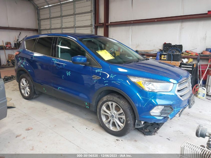 2017 FORD ESCAPE SE - 1FMCU9GDXHUE13266