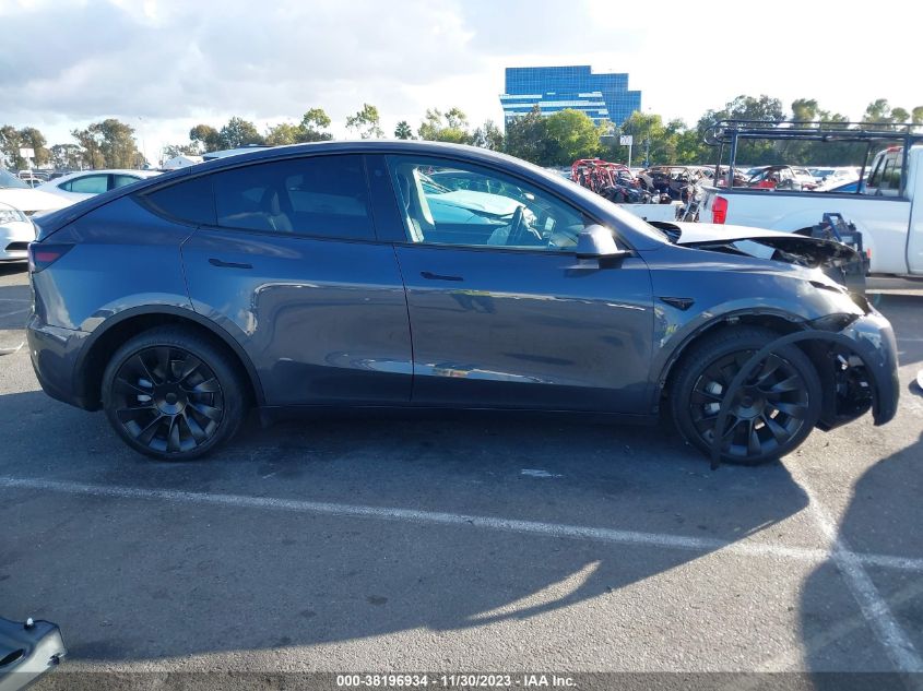 2022 TESLA MODEL Y - 7SAYGDEE8NF486286