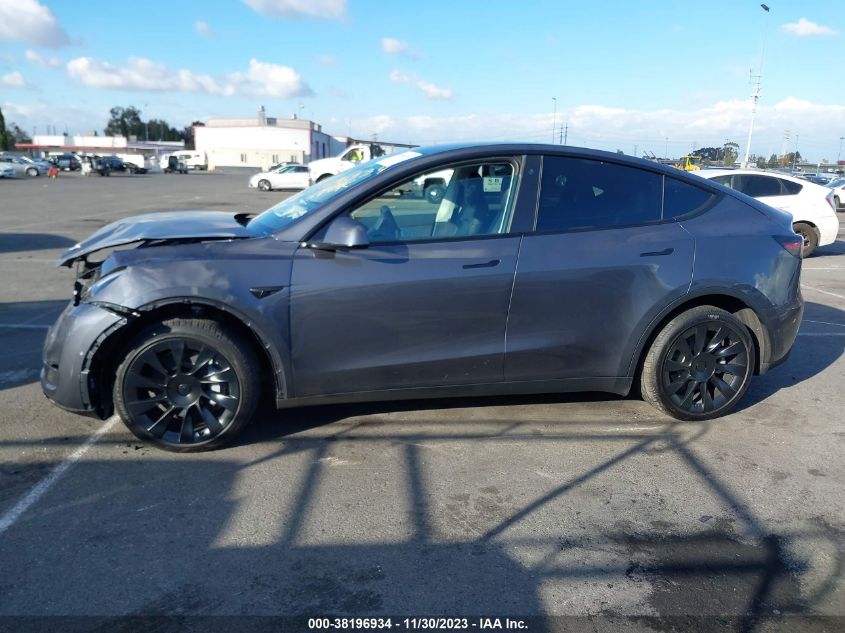 2022 TESLA MODEL Y - 7SAYGDEE8NF486286