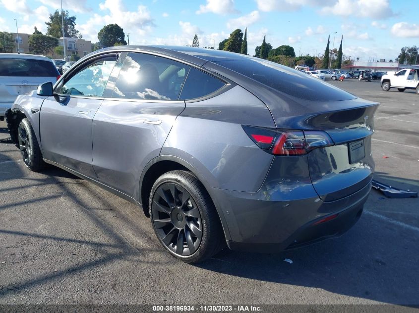 2022 TESLA MODEL Y - 7SAYGDEE8NF486286