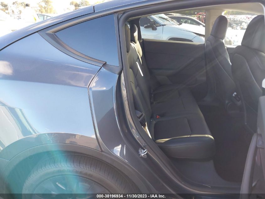 2022 TESLA MODEL Y - 7SAYGDEE8NF486286
